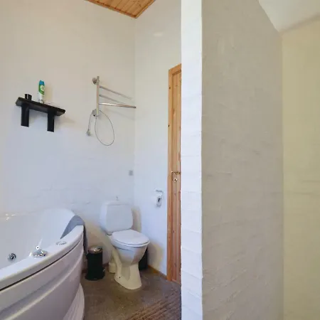 別荘 Three-bedroom Holiday In *