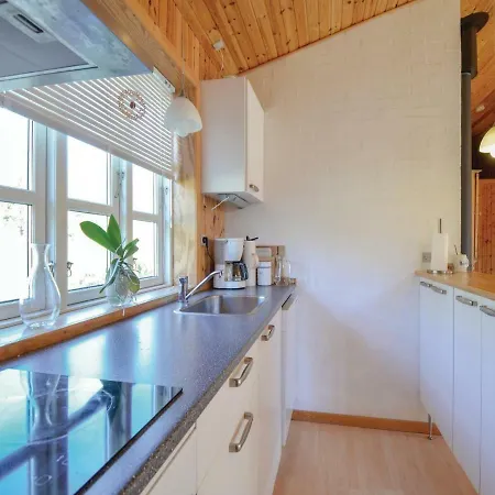 Three-bedroom Holiday In * Kolind